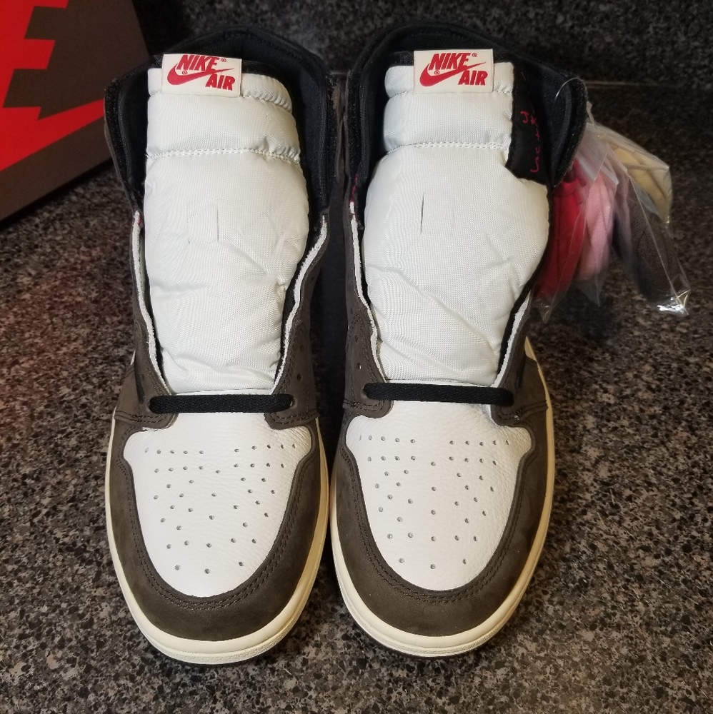 Nike Air Jordan 1 Travis Scott Retro OG CD4487 100 - Picture 3 of 8